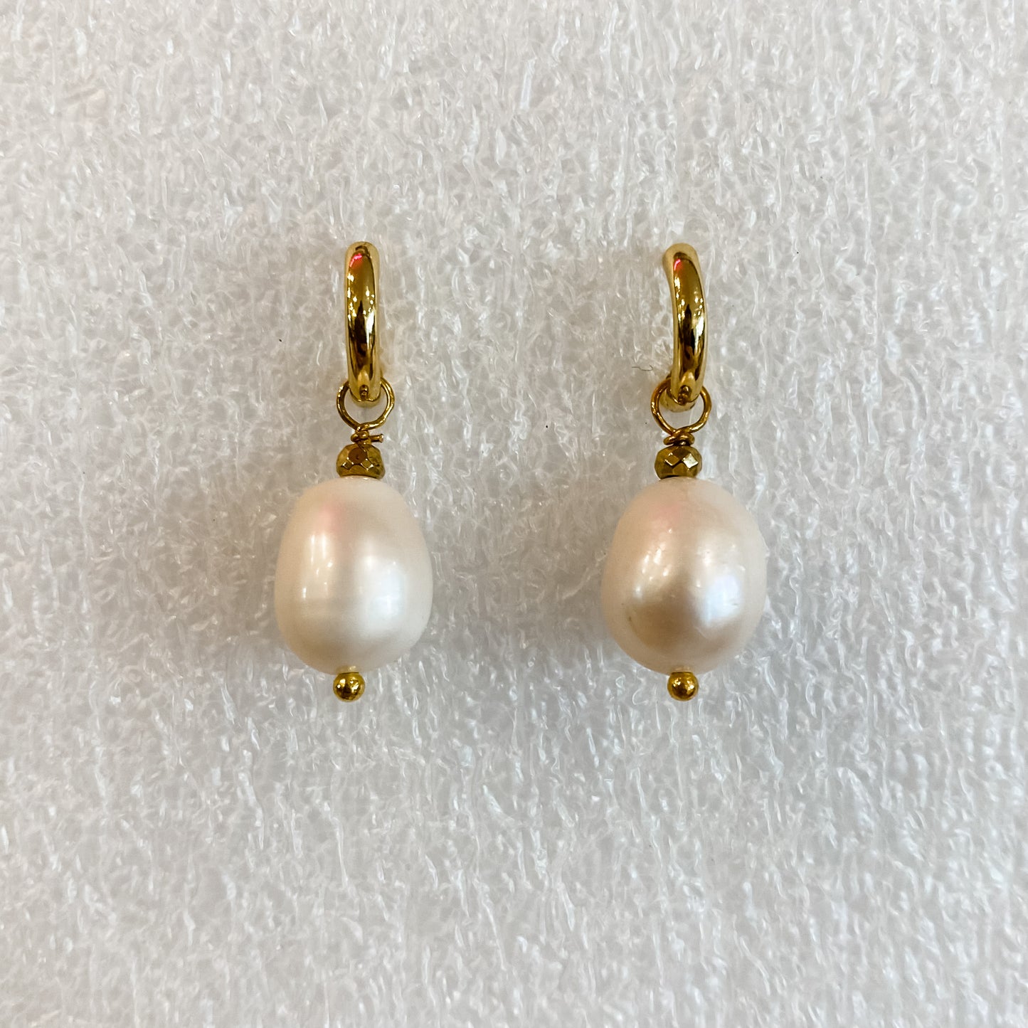Freshwater Pearl Earrings - Gold
